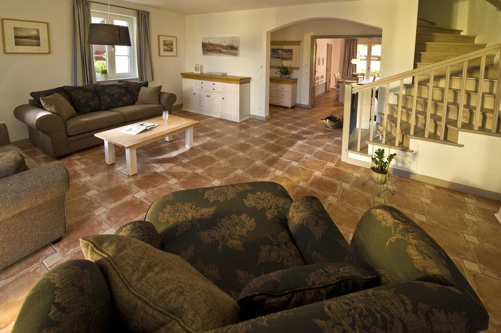 "Gutshofhaeuser" Ferienhaeuser Pendorf Sellin  Kamer foto