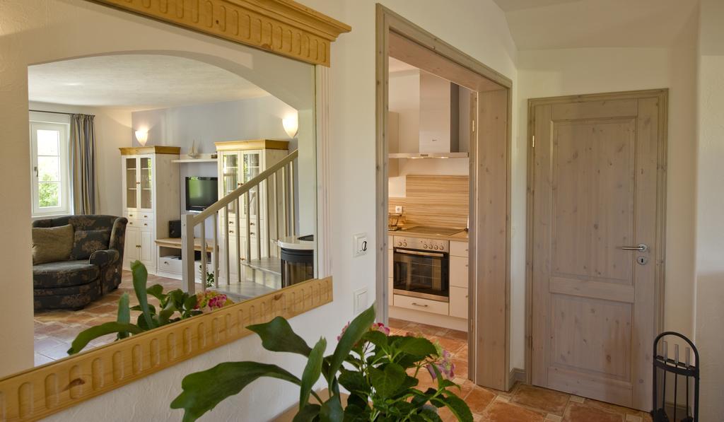 "Gutshofhaeuser" Ferienhaeuser Pendorf Sellin  Kamer foto